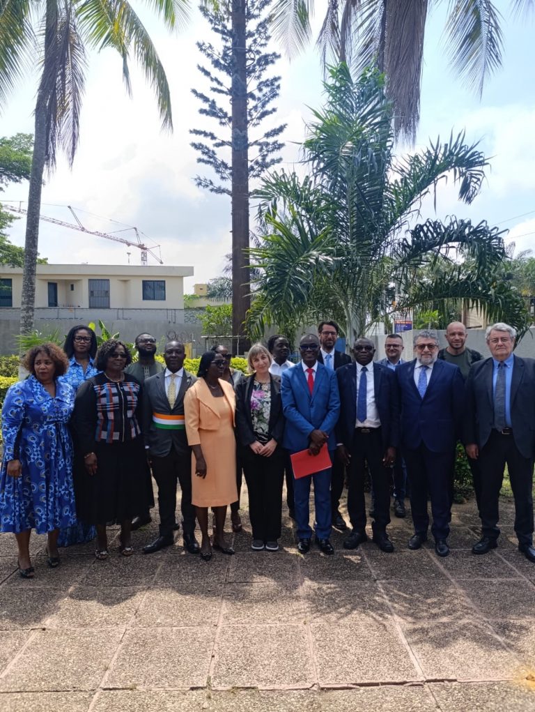 33c6aa9f-1a54-4265-9f46-8d7c72b86dea